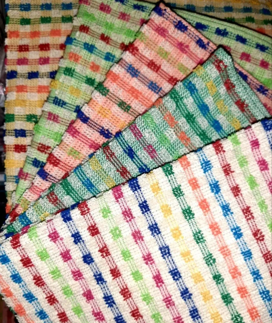 Repasadores De Cocina Tipo Toalla Pack de 12 Piezas V/Colores